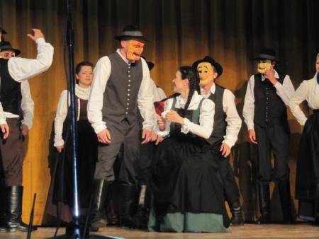 Območno srečanje odraslih folklornih skupin 2013 11